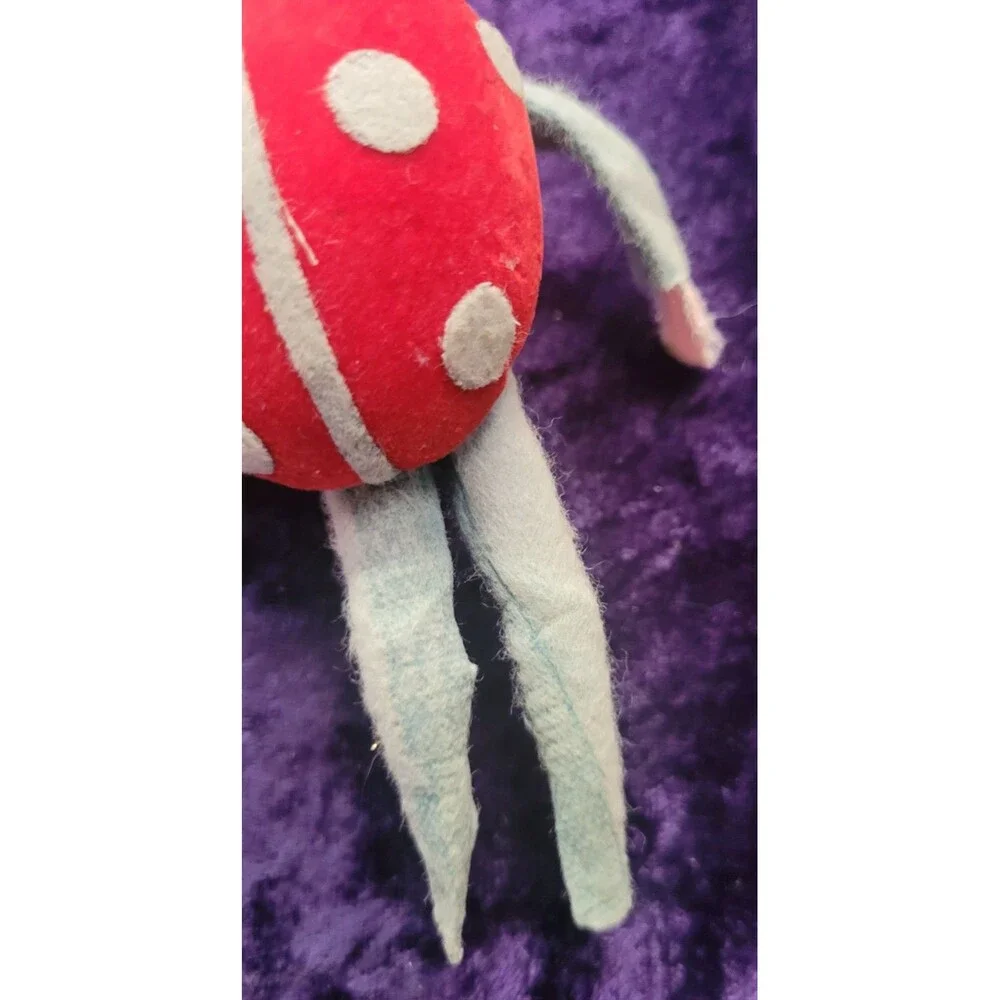 Unbranded vtg felt